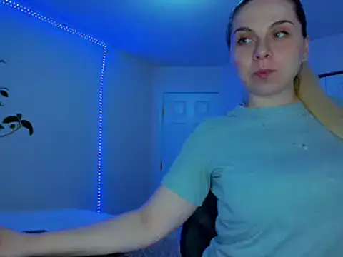 HappyIva online show from March 16, 2025, 1:17 am