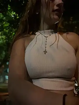 Snapshot of Samantha_bigboobs chatting on March 22, 2025, 1:00 am Samantha bigboobs online show from March 22, 2025, 1:00 am