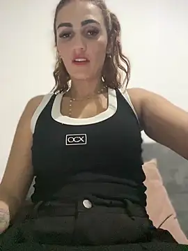 Snapshot of Samantha_bigboobs chatting on March 16, 2025, 12:01 am Samantha bigboobs online show from March 16, 2025, 12:01 am