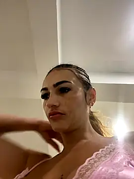 Snapshot of Samantha_bigboobs chatting on November 2, 2025, 9:25 am Samantha bigboobs online show from November 2, 2025, 9:25 am