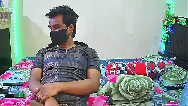 Hot Nila online show from February 27, 2026, 2:56 am