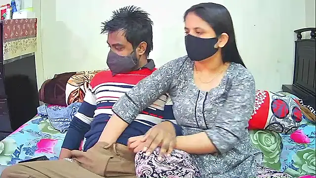 Hot Nila online show from January 10, 2026, 3:46 am