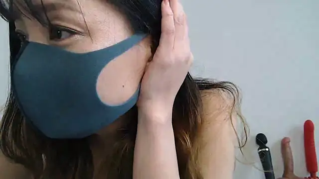 Mary-JP online show from March 4, 2025, 2:06 am