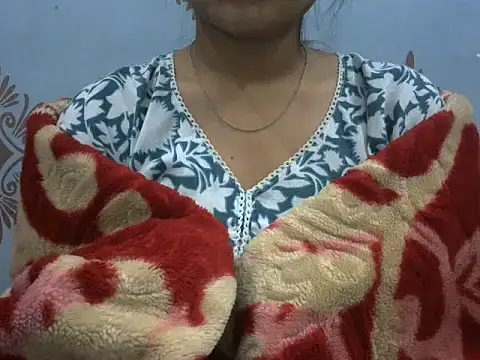 Snapshot of Misha_Sweett chatting on December 16, 2025, 9:57 am Misha Sweett online show from December 16, 2025, 9:57 am