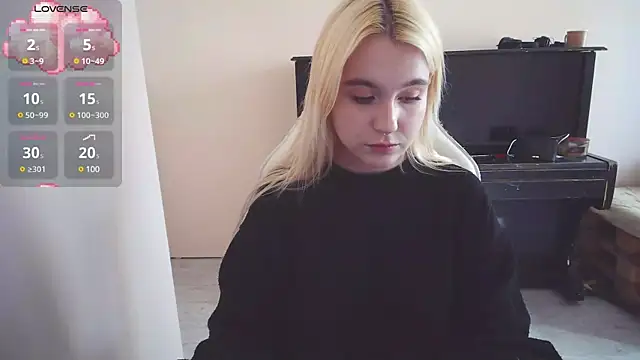 Snapshot of hornyyeva chatting on March 3, 2025, 6:09 am hornyyeva online show from March 3, 2025, 6:09 am