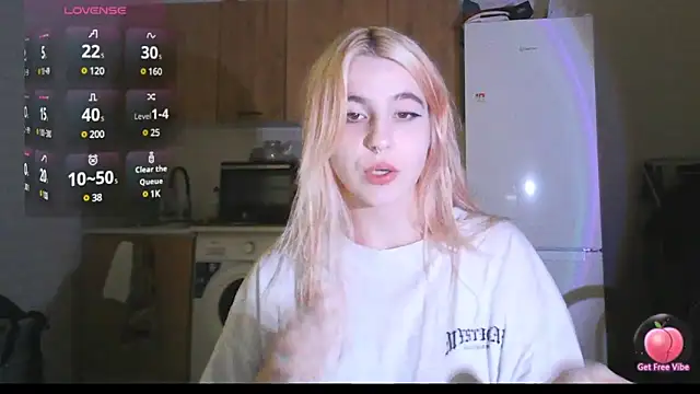 Snapshot of hornyyeva chatting on January 17, 2025, 10:00 am hornyyeva online show from January 17, 2025, 10:00 am