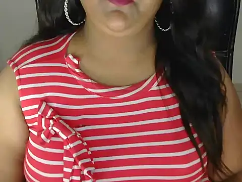 Snapshot of Jenny_lovee chatting on June 4, 2026, 1:27 pm Jenny lovee online show from June 4, 2026, 1:27 pm