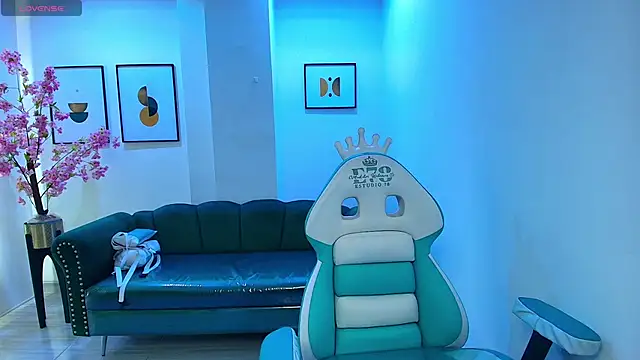 Snapshot of Arianna_sweeet chatting on October 9, 2025, 3:18 am Arianna sweeet online show from October 9, 2025, 3:18 am