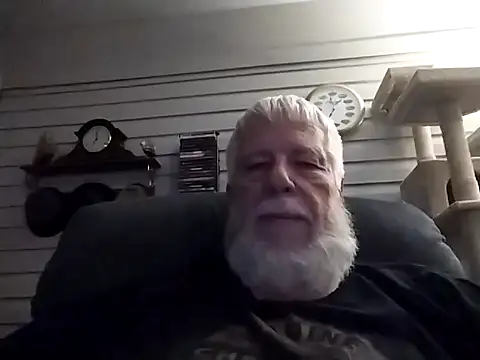 Snapshot of Futura_intx chatting on March 3, 2026, 1:01 am Futura intx online show from March 3, 2026, 1:01 am