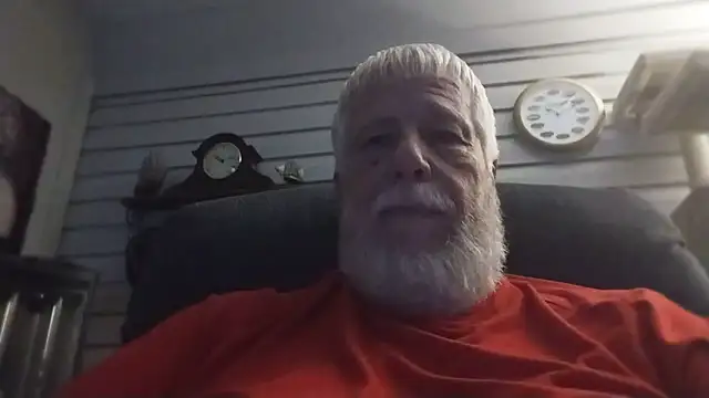 Snapshot of Futura_intx chatting on May 31, 2026, 3:12 am Futura intx online show from May 31, 2026, 3:12 am