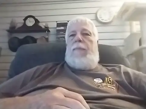 Snapshot of Futura_intx chatting on May 27, 2026, 4:14 pm Futura intx online show from May 27, 2026, 4:14 pm