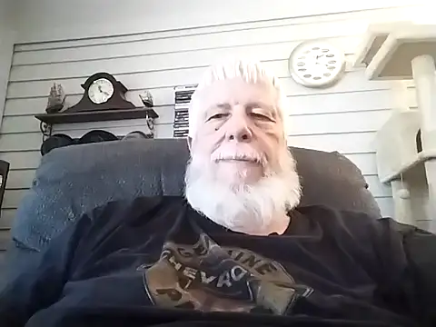 Snapshot of Futura_intx chatting on March 14, 2026, 5:19 pm Futura intx online show from March 14, 2026, 5:19 pm