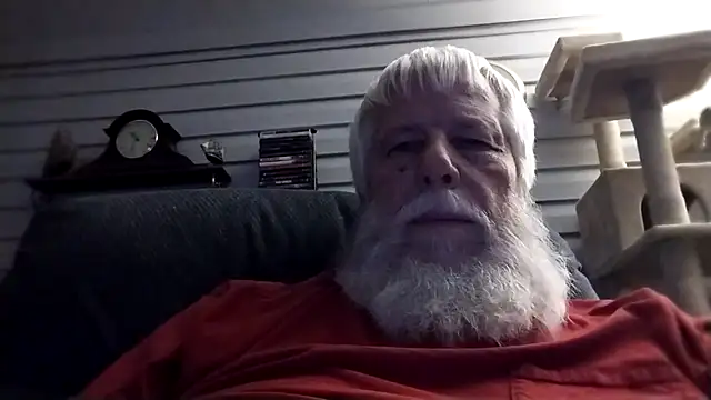 Snapshot of Futura_intx chatting on February 10, 2026, 4:33 am Futura intx online show from February 10, 2026, 4:33 am