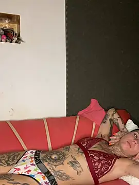 Izy cute  online show from March 21, 2025, 8:06 am