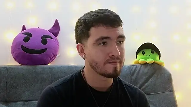 Snapshot of Dante_Bones chatting on February 10, 2025, 10:30 pm Dante Bones online show from February 10, 2025, 10:30 pm