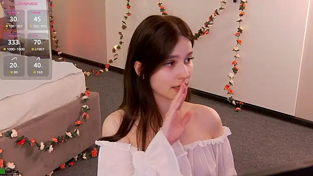 Snapshot of Rina_Red chatting on March 22, 2026, 1:42 am Rina Red online show from March 22, 2026, 1:42 am