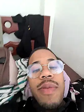 Snapshot of THEGOATHL chatting on October 4, 2025, 2:40 pm THEGOATHL online show from October 4, 2025, 2:40 pm