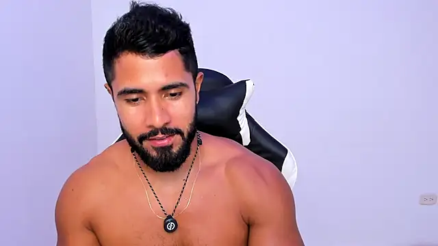 Santiago huntt online show from April 7, 2026, 7:15 pm