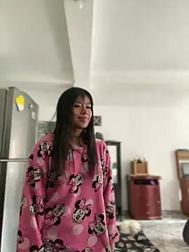 Snapshot of Salomee_Ramireez chatting on January 5, 2025, 2:52 pm Salomee Ramireez online show from January 5, 2025, 2:52 pm