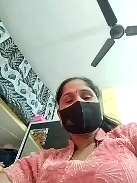 priyancyfun online show from December 16, 2025, 5:17 pm