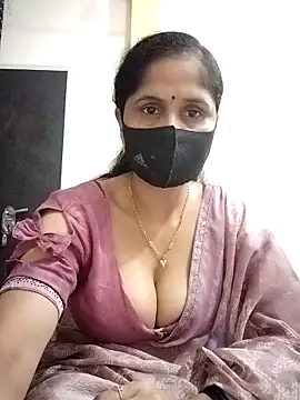 Snapshot of priyancyfun chatting on October 30, 2025, 7:06 am priyancyfun online show from October 30, 2025, 7:06 am