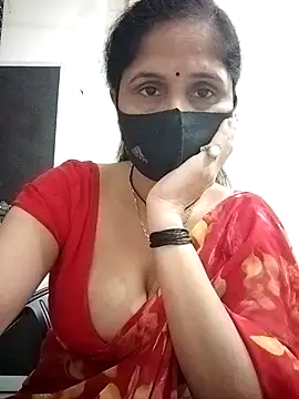 Snapshot of priyancyfun chatting on November 14, 2025, 5:05 pm priyancyfun online show from November 14, 2025, 5:05 pm