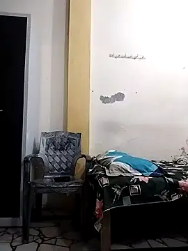 Snapshot of priyancyfun chatting on November 3, 2025, 1:44 am priyancyfun online show from November 3, 2025, 1:44 am