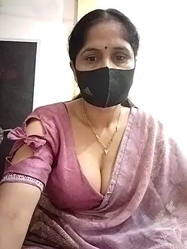 Snapshot of priyancyfun chatting on October 31, 2025, 1:46 am priyancyfun online show from October 31, 2025, 1:46 am