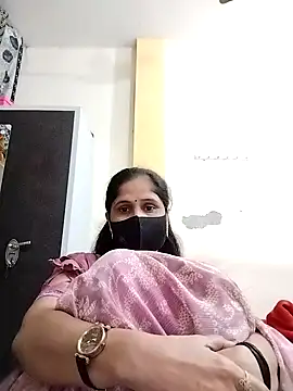 Snapshot of priyancyfun chatting on November 27, 2025, 4:13 am priyancyfun online show from November 27, 2025, 4:13 am