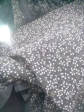 Amaya Bajwa online show from November 15, 2025, 4:27 am