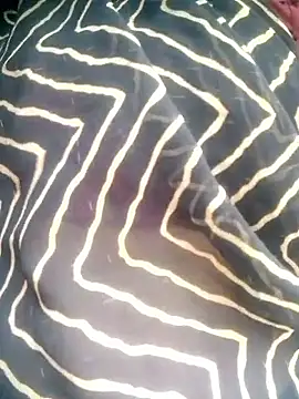 Amaya Bajwa online show from November 22, 2025, 4:33 am