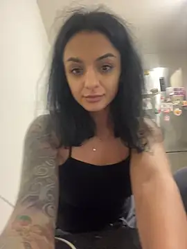 NNNoire online show from November 18, 2025, 3:15 pm