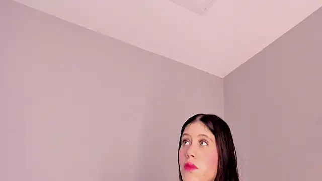 Snapshot of sara__jones_gh chatting on December 3, 2025, 5:01 pm sara jones gh online show from December 3, 2025, 5:01 pm