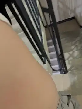 Alexandria Balenciaga online show from February 16, 2025, 9:05 pm