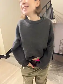 Alexandria Balenciaga online show from February 2, 2025, 8:41 pm