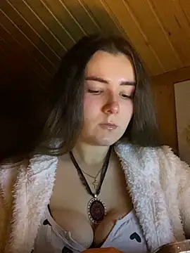 Snapshot of mewKate chatting on April 20, 2026, 5:58 pm mewKate online show from April 20, 2026, 5:58 pm