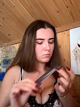 Snapshot of mewKate chatting on September 24, 2025, 1:06 pm mewKate online show from September 24, 2025, 1:06 pm