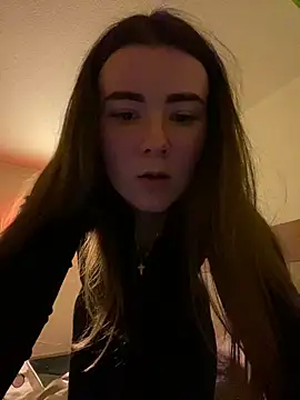 Snapshot of mewKate chatting on March 25, 2026, 7:24 pm mewKate online show from March 25, 2026, 7:24 pm