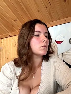 Snapshot of mewKate chatting on October 2, 2025, 10:07 am mewKate online show from October 2, 2025, 10:07 am