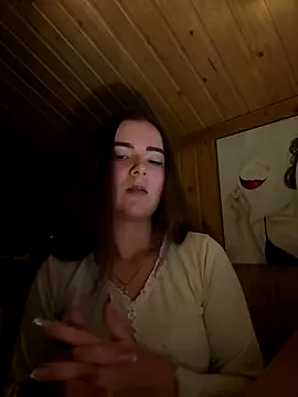 Snapshot of mewKate chatting on October 21, 2025, 5:56 pm mewKate online show from October 21, 2025, 5:56 pm