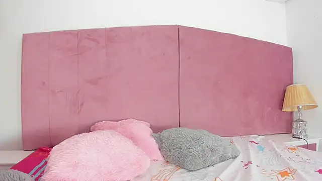 Snapshot of Bonnie_30_ chatting on January 20, 2025, 10:48 pm Bonnie 30 online show from January 20, 2025, 10:48 pm