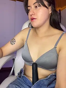 Snapshot of Camila_pinkk chatting on October 4, 2025, 4:08 pm Camila pinkk online show from October 4, 2025, 4:08 pm