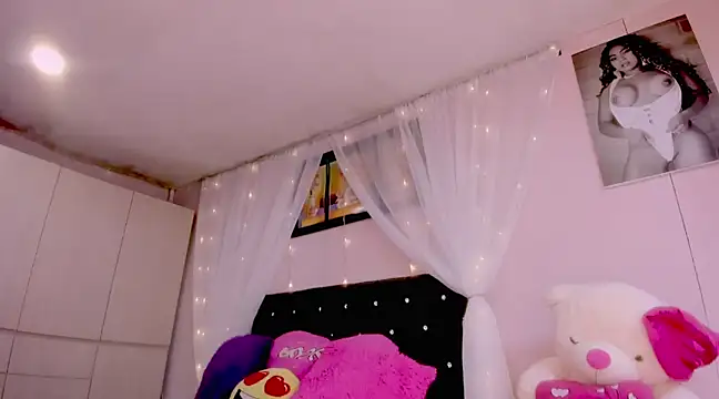 Snapshot of Aliana_Ross chatting on March 1, 2025, 11:50 am Aliana Ross online show from March 1, 2025, 11:50 am