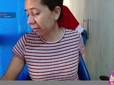 Snapshot of Danielagomez33 chatting on March 1, 2026, 12:49 pm Danielagomez33 online show from March 1, 2026, 12:49 pm