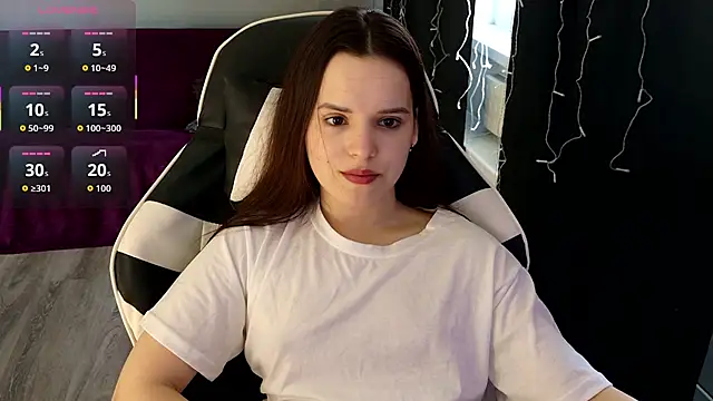 Harleen Moore online show from May 28, 2026, 5:04 am