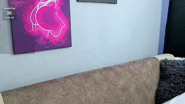 Harleen Moore online show from February 13, 2026, 3:39 am