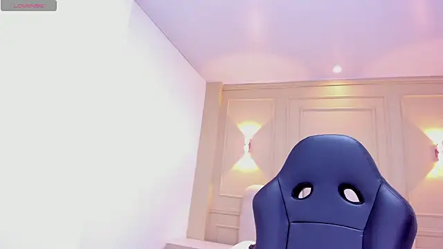 FLEURGRECO online show from February 27, 2026, 7:24 pm