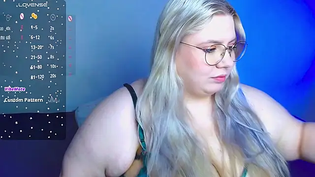 Snapshot of Ariakashi chatting on March 8, 2025, 3:39 am Ariakashi online show from March 8, 2025, 3:39 am