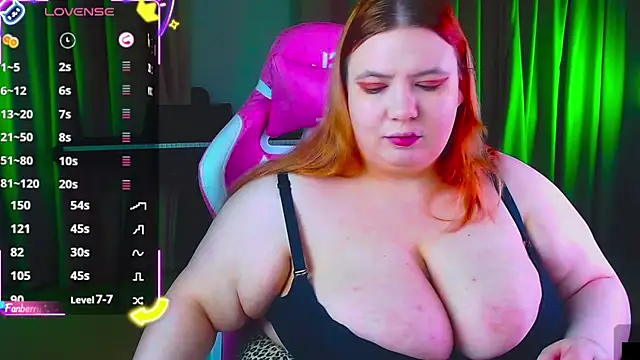 Snapshot of Ariakashi chatting on November 14, 2025, 3:43 am Ariakashi online show from November 14, 2025, 3:43 am