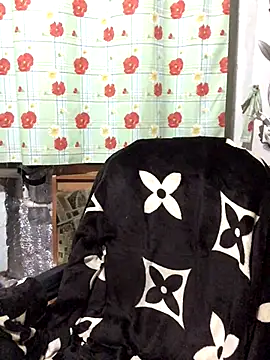 Snapshot of VikiiStoun chatting on November 15, 2025, 10:14 pm VikiiStoun online show from November 15, 2025, 10:14 pm